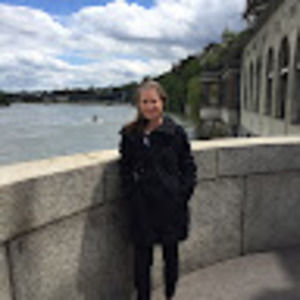 Meet your Posher, Lori